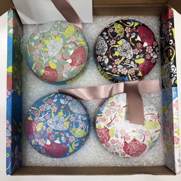 “Enjoy Your Life” 4 Candles Gift - Picture 9 of 12